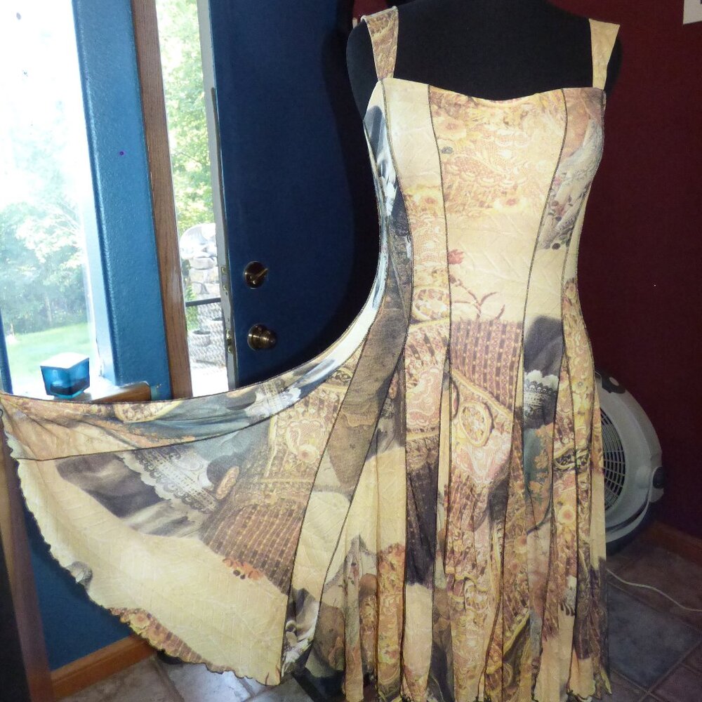 GOTH BOHEMIAN ELANA KATTAN FIT AND FLARE VERY FULL BROWN MULTI COLOR MESH DRES L